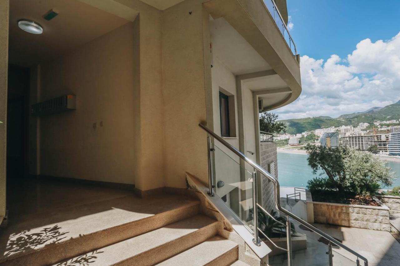 Apartment Near Ponta Nova Of Rafailovici Bečići Luaran gambar