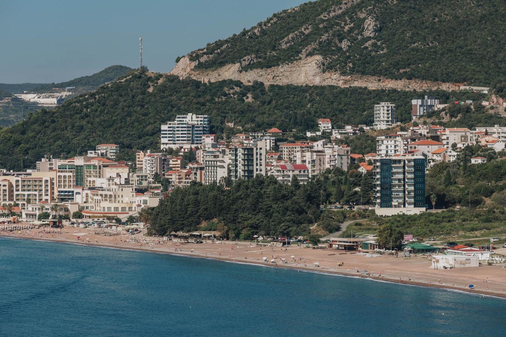 Apartment Near Ponta Nova Of Rafailovici Bečići Luaran gambar