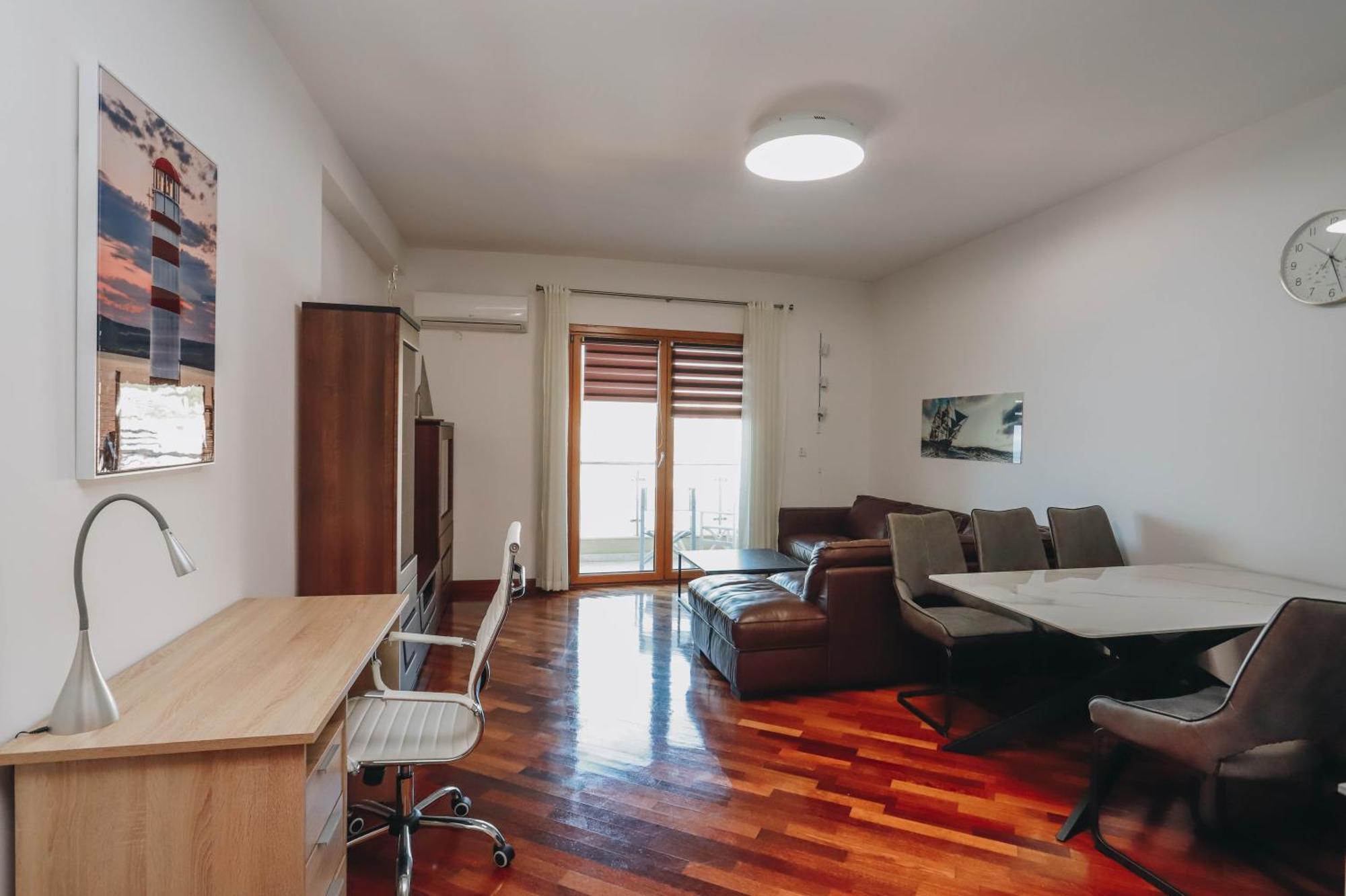 Apartment Near Ponta Nova Of Rafailovici Bečići Luaran gambar
