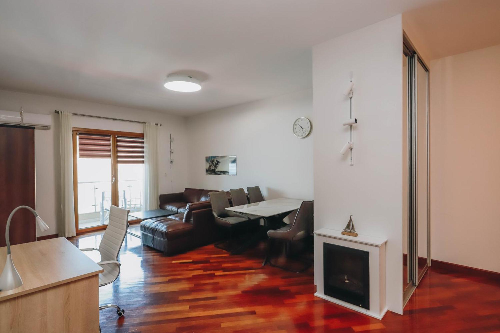 Apartment Near Ponta Nova Of Rafailovici Bečići Luaran gambar