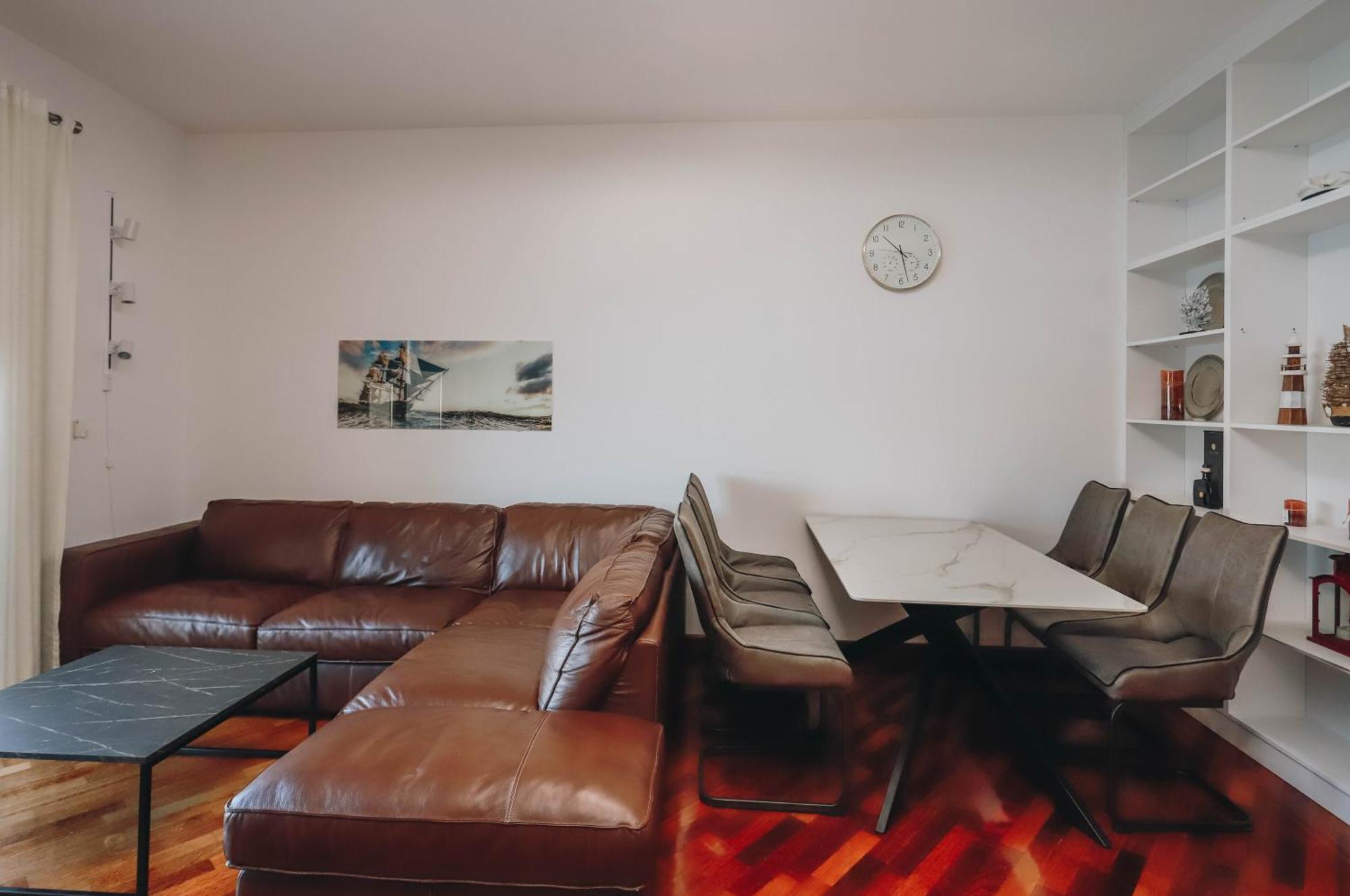 Apartment Near Ponta Nova Of Rafailovici Bečići Luaran gambar