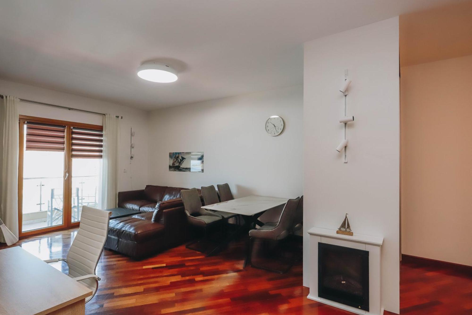 Apartment Near Ponta Nova Of Rafailovici Bečići Luaran gambar
